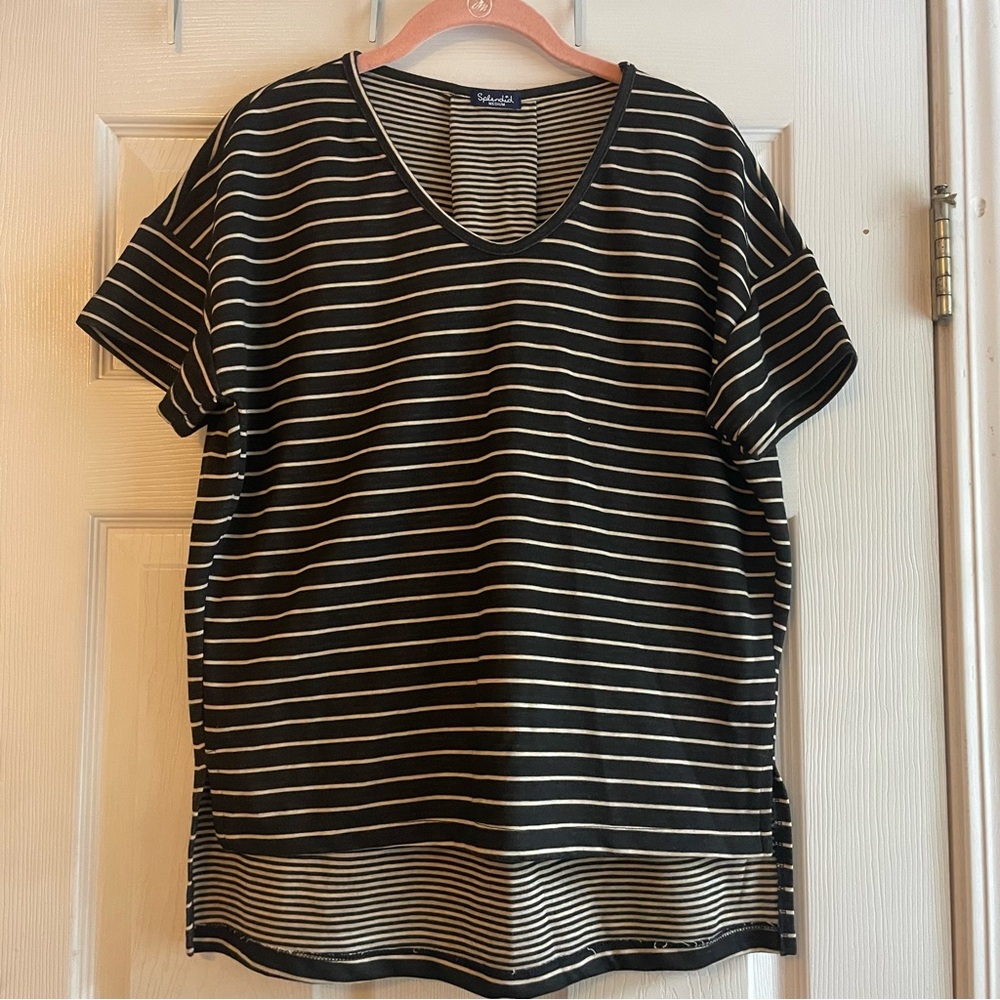 Splendid Size Medium Black Cream Stripe Short Sleeve Dressy T Shirt